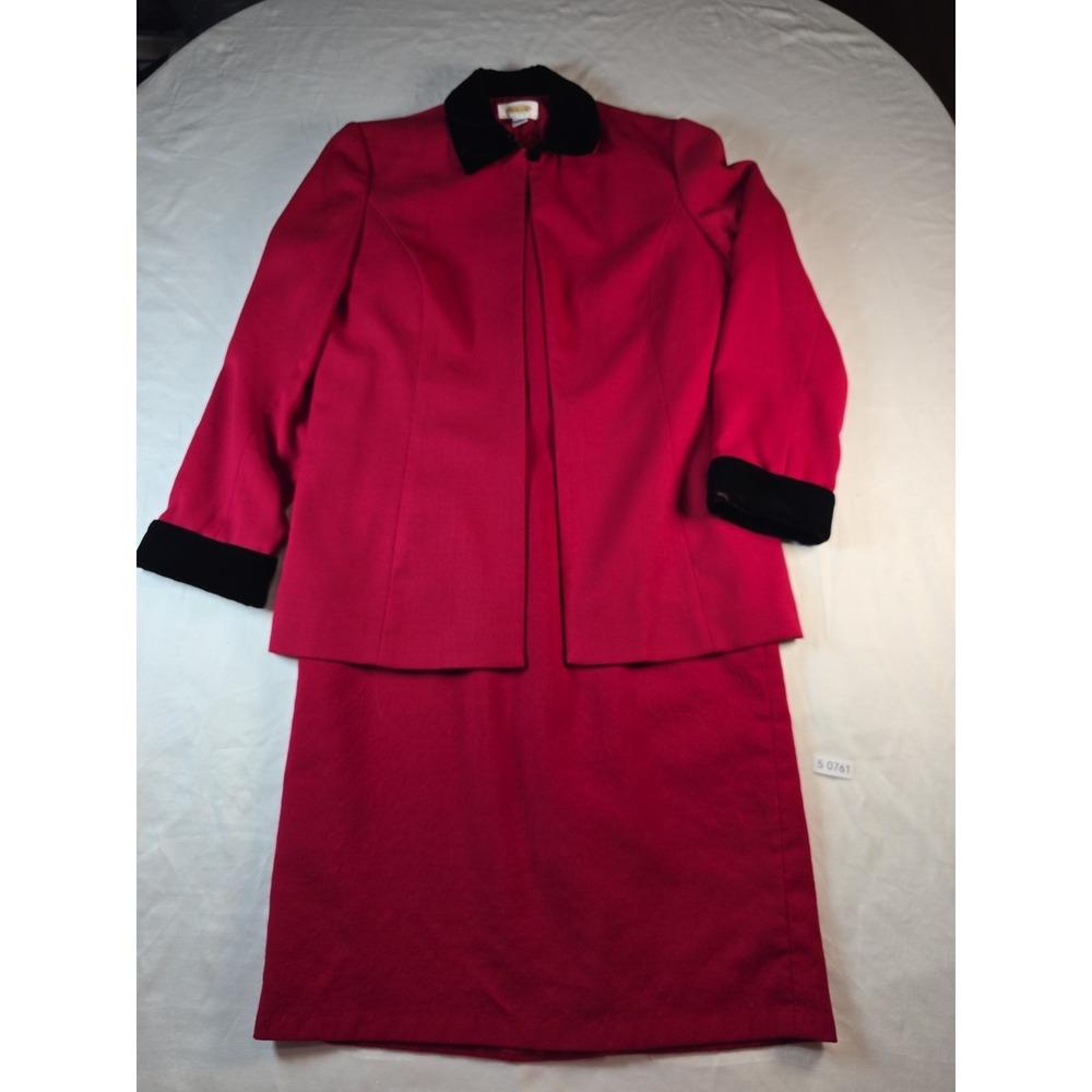Talbots Women's Size 8P Red Sheath Dress & Jacket Black Velvet Collar & Cuffs